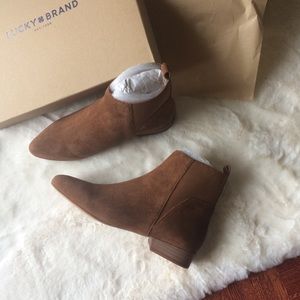 Lucky Brand Suede Chelsea Boots